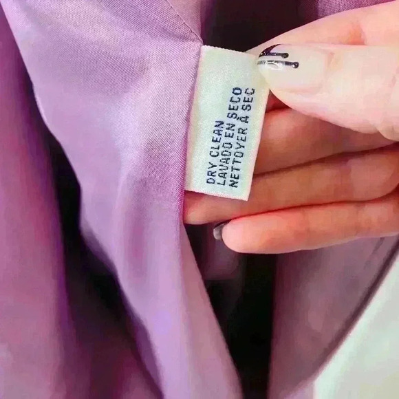 100 % Silk Vintage Rena Rowan Dress Suit, Dress size 8, Blazer size 4. - Picture 14 of 15